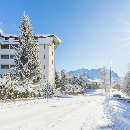 Hostdomus-star Daire Sestriere