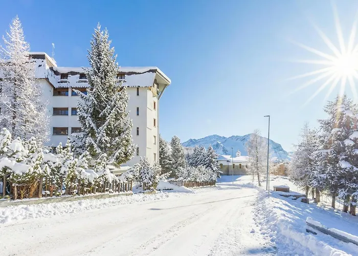Hostdomus-star Apartment Sestriere